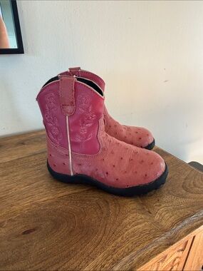 Pink size 7 cowboy boots